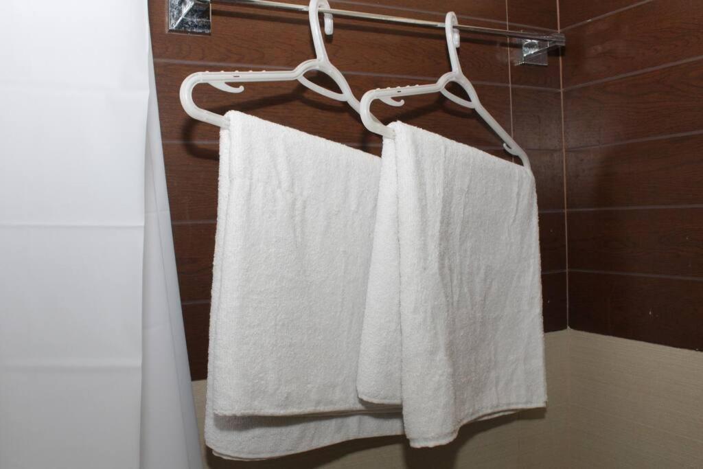 A2J Bgc Luxury 2Br Loft Near Burgos Circle & Malls Manila Esterno foto