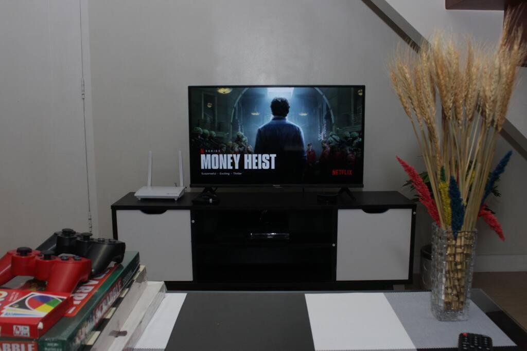 A2J Bgc Luxury 2Br Loft Near Burgos Circle & Malls Manila Esterno foto